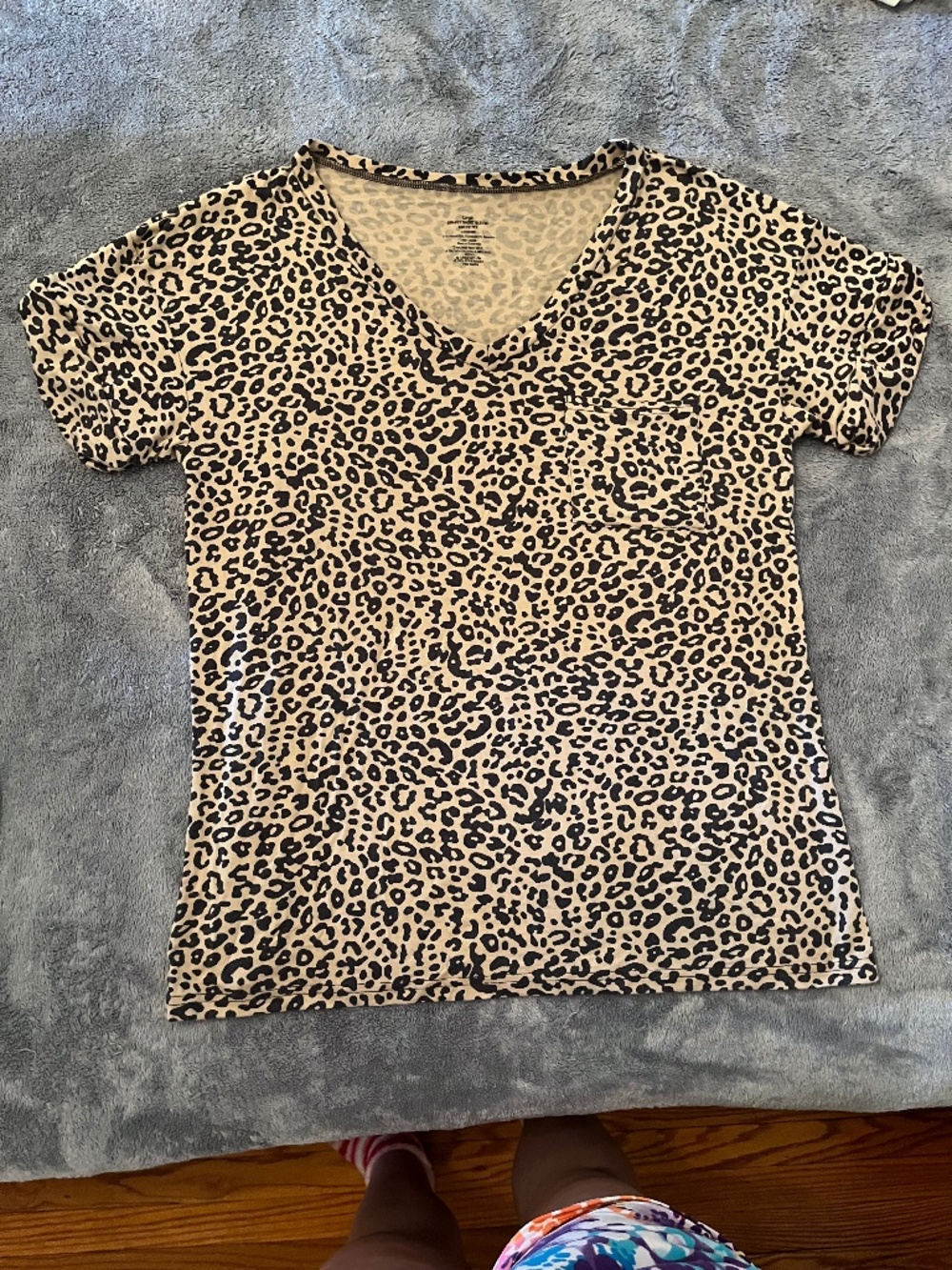 Large leopard tshirt